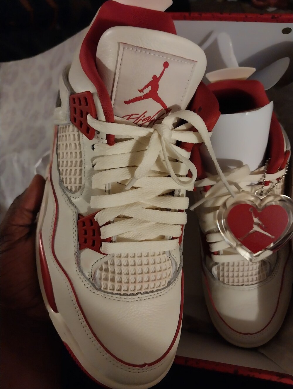 Valentines Jordan 4